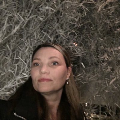 jeanette_layden's profile picture. 