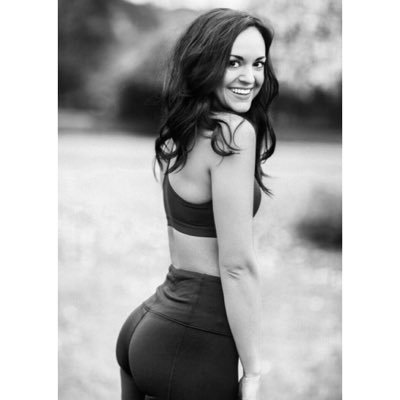 chivainella's profile picture. Performing Arts - Italia Conti Academy 2013 - Middlesex Uni 2015