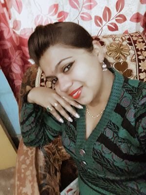 Love to travel, variety in foods, happiest person