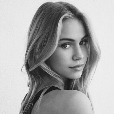 Leah Moore // Serpentard 6ĆØme annĆ©e \\ Proud to be slytherin š ~
