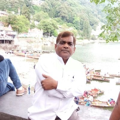 #नफरत की दुनिया छोड़कर,प्यार की दुनिया में खुश रहना मेरे यार