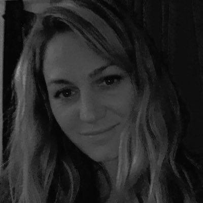 I'm a Waldorf teacher and an urban beekeeper. I follow Thich Nhat Hahn's Buddhist teachings and work to create positive change.
