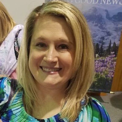 Former Educator/Current SAHM/Poshmark Ambassador šø lpetrie1076 on Posh š