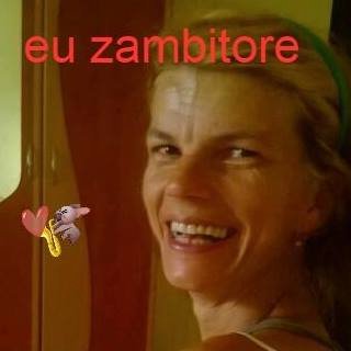 petruta4's profile picture. 