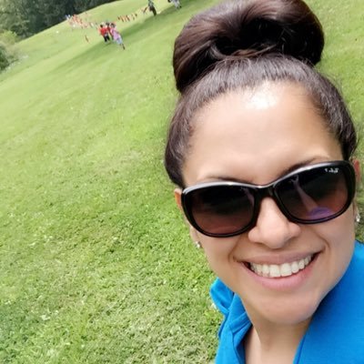 maestra_castro's profile picture. "I teach, what's your superpower?"