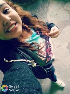 GalletaAri's profile picture. *Lucha por tus sueños, que ellos no vendrán por sí solos*
Clik en el link si te gustan leer historias.