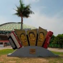 jamesro43111575's profile picture. Ay... Señor... tantas penas pero contigo voy hasta el fin 
hasta que tu me dejes vivir aquí en la tierra