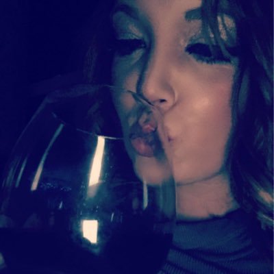 noelle_eliz's profile picture. think happy, stay happy |  sc: noelle.eliz