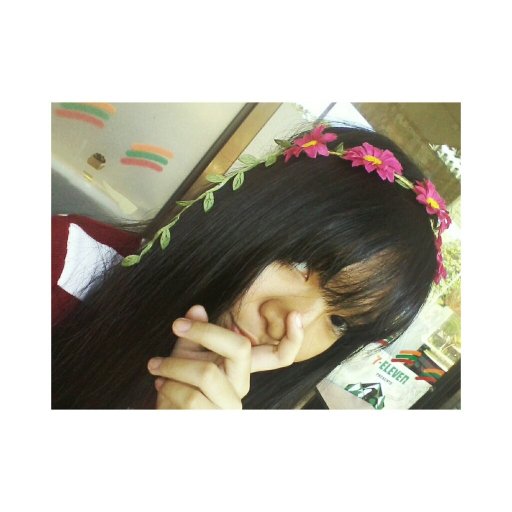 May you follow your dreams and always believe in yourself. Keep your eyes on the stars and hope in your heart. 😘😍😂💚

IG: @im_vaneskie