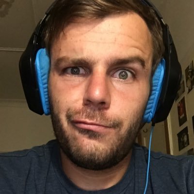 Just another Youtube Gamer trying his very Best to Be the BEST!!! Scary games and Game reviews