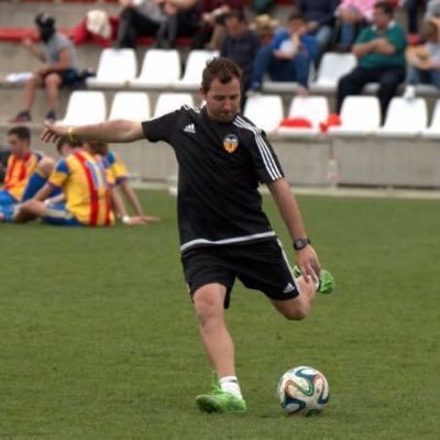 RafaelMurgui's profile picture. Trabajo con pasión para conseguir mis metas. Amante del fútbol y de los deportes en la naturaleza. Me encanta viajar