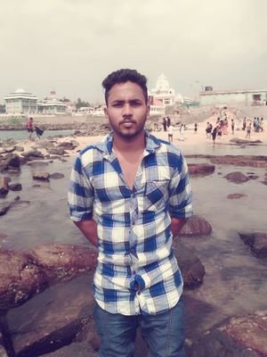 அறிமுகம் இல்லாமல் வந்தோம் !
அடிக்கடி பேசி கொண்டோம் !
உறவுகளுக்குமேலே !
உயிர் ஆனோம் !
காலங்கள் கடந்து சென்றாலும் !
கடைசி வரை தொடரவேண்டும் !
நம் நட்பு !