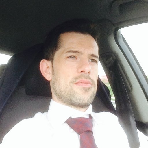 rubich25's profile picture. Farmacéutico, futbolero