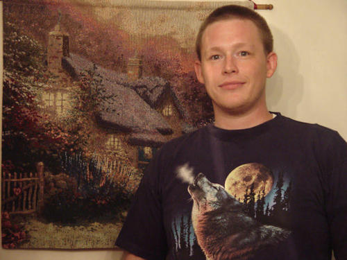 HowDucky's profile picture. I'm a radio guy from Minnesota