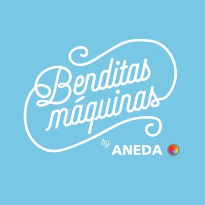 Tienen el don de la ubicuidad, están abiertas 24h y son cómplices de paréntesis laborales #benditasmáquinas 😇😇