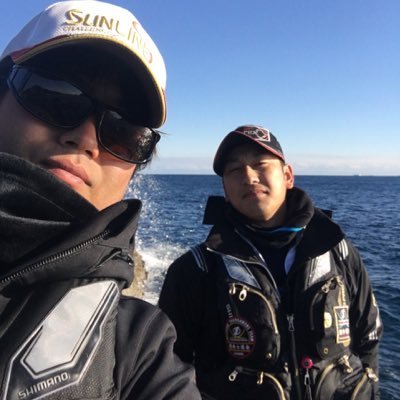 vNfYTV7eiBoXyVE's profile picture. 