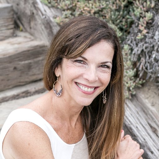 Life ,Business & Executive Coach,Consultant,Speaker,and author of award winning https://t.co/cNjdQkQm9n dancing, yoga,travel and a great cosmo now & then!