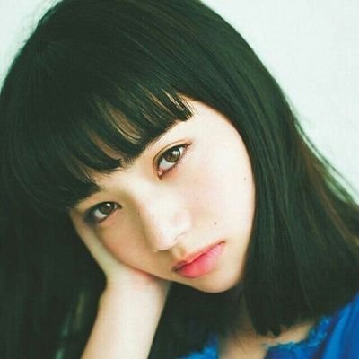 A Girl who has flowers in her head. Flowers are her life. —Dakota Massie — Ravenclaw's girl