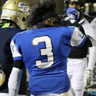 Enter The Life Of A Savage ❗ The Official Account Of Rayvon Kee • Class of 2017👨🏾🎓 • Grind Until They Can't Dought You • GC21'🏈🇳🇬