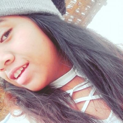 VioletaMozombi1's profile picture.
