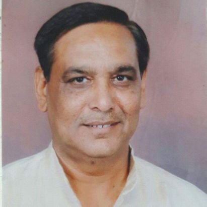 चैयरमेन जिला सहकारी बैंक मेरठ-बागपत
नि•जिला अध्यक्ष-भाजपा मेरठ, पूर्व उपाध्यक्ष-पश्चिम उत्तर प्रदेश भाजपा