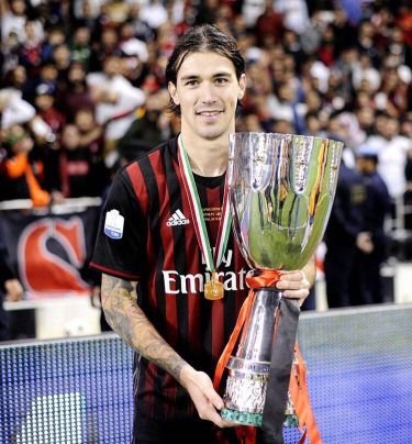 TM9LFzbOPMlD2uh's profile picture. 