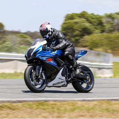 daveyboy6967's profile picture. Love Motorbikes, love boxing, love football, love life!