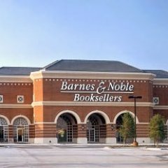 Official twitter of the Barnes and Noble in Dallas at Lincoln Park