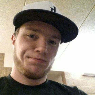 MoyTroench's profile picture. Software Engineer. Pythonista.