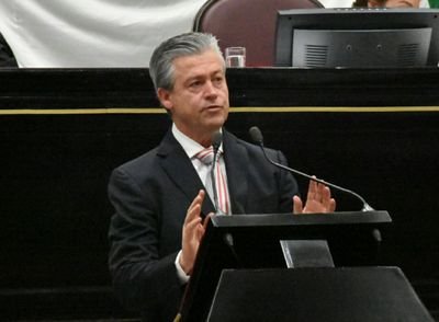 Cordobés; diputado local, con licencia, de la Sexagésima Cuarta Legislatura de Veracruz.