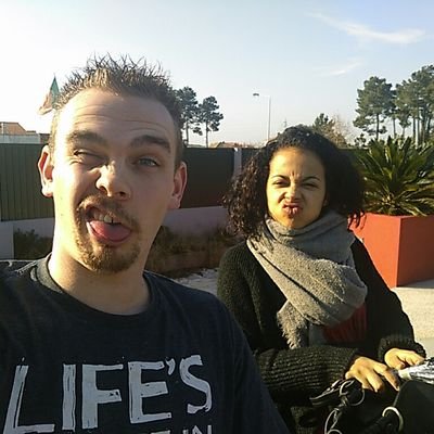 Streamer sur https://t.co/PZRxTy6X7z Stream Fun sans prise de tête, vous êtes tous les bienvenus ! Follow moi les bros !