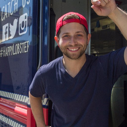 ARobTweets's profile picture. 