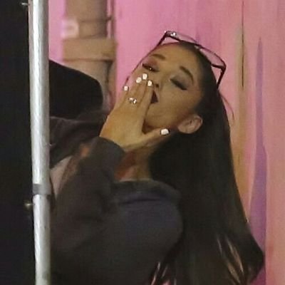 AIIONSYOSWlN's profile picture. 1) @ughoswin 2) @pearlmzckie