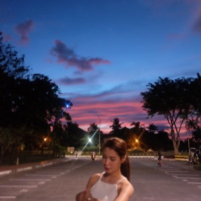 krlbssg's profile picture. Crossing deep waters in dry land