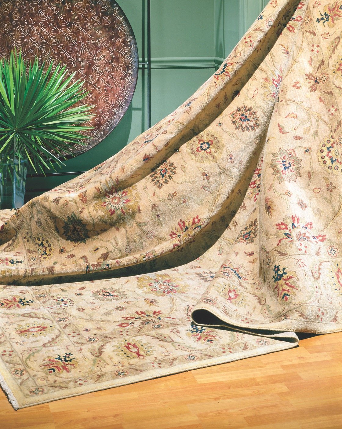 modern_rug's profile picture. We are located in Huntington Beach and Costa Mesa with showrooms for all your rug needs.