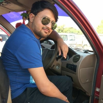 Rohanvadhavana's profile picture. A civil engineer....builds beautiful houses..