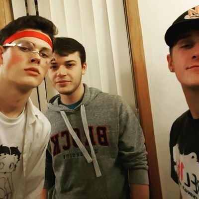 osteffler's profile picture. Instagram & Snapchat: osteffler