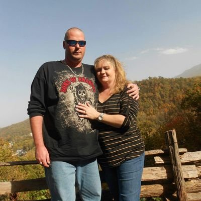 leon878's profile picture. 