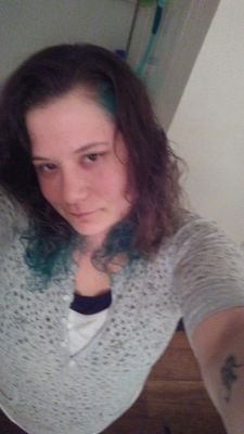 exitonly2017's profile picture. Engaged and a parent, loving low let's get healthy