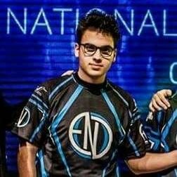 Membro dei Drangons Power Gaming e in cerca di un nuovo gioco su cui competere