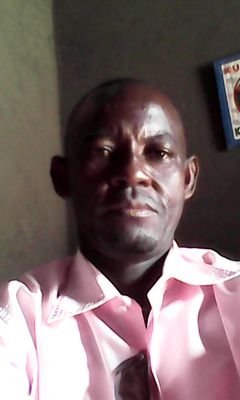 KhellyLomweno's profile picture. 