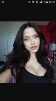 KaylaMarchal's profile picture. Polymorphe/Louve||Alpha de la meute de la Vallée Noire||Sang pure