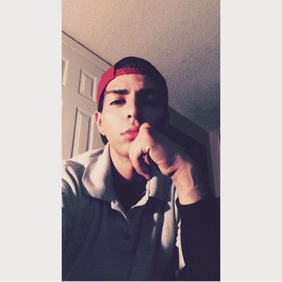 Profile Picture of Jesse Godinez  🐲 (@christianjesseg) on Twitter