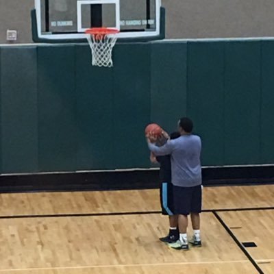 CoachDMilton's profile picture. 