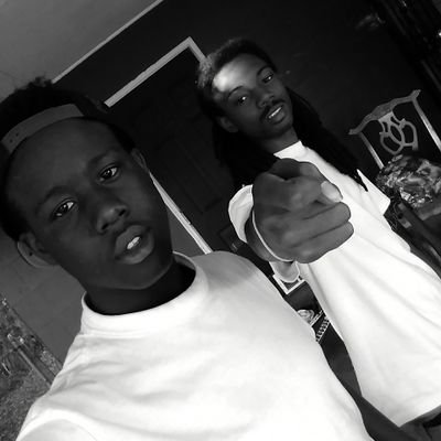 RunOff810's profile picture. Upcoming Rap Artist 🎶 
If Yeen Got No Money Yeen Nun🗣
BagTalk 💰