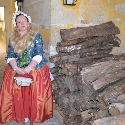 valy152's profile picture. Autodidacte, couds pour le plaisir, mais pas que ! Un peu de cuisine, et des balades, toujours l'appareil en poche, pour immortaliser un lieu, un moment.