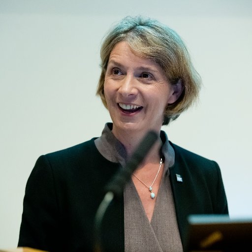 Associate Dean NHS England, Consultant in OD and Leadership, Executive Coach, Nurse, passionate about helping people be their best, and still learning...