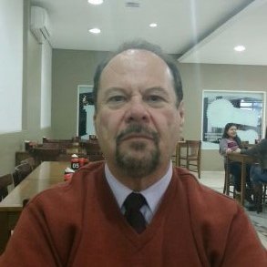 Nasci em Ibirubá RS - Brasil. Sou Advogado.