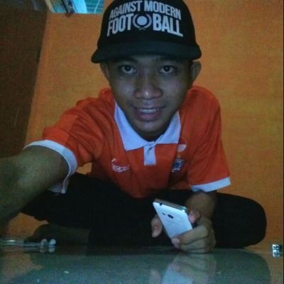 Lossta_Ciu's profile picture. Gak penting PERFECT yang penting RESPECT. || Berbagi Hal-Hal yang gak penting :D