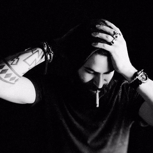 pieceoflionel's profile picture. Photographe, retoucheur à Eyes and Pix et Photo StudioLab #photographe